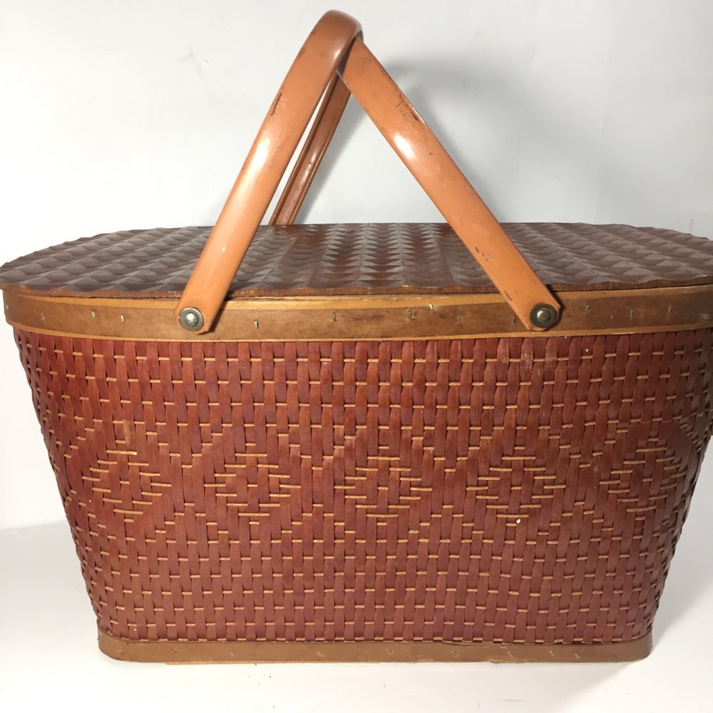 Redman vintage wicker picnic basket 1950